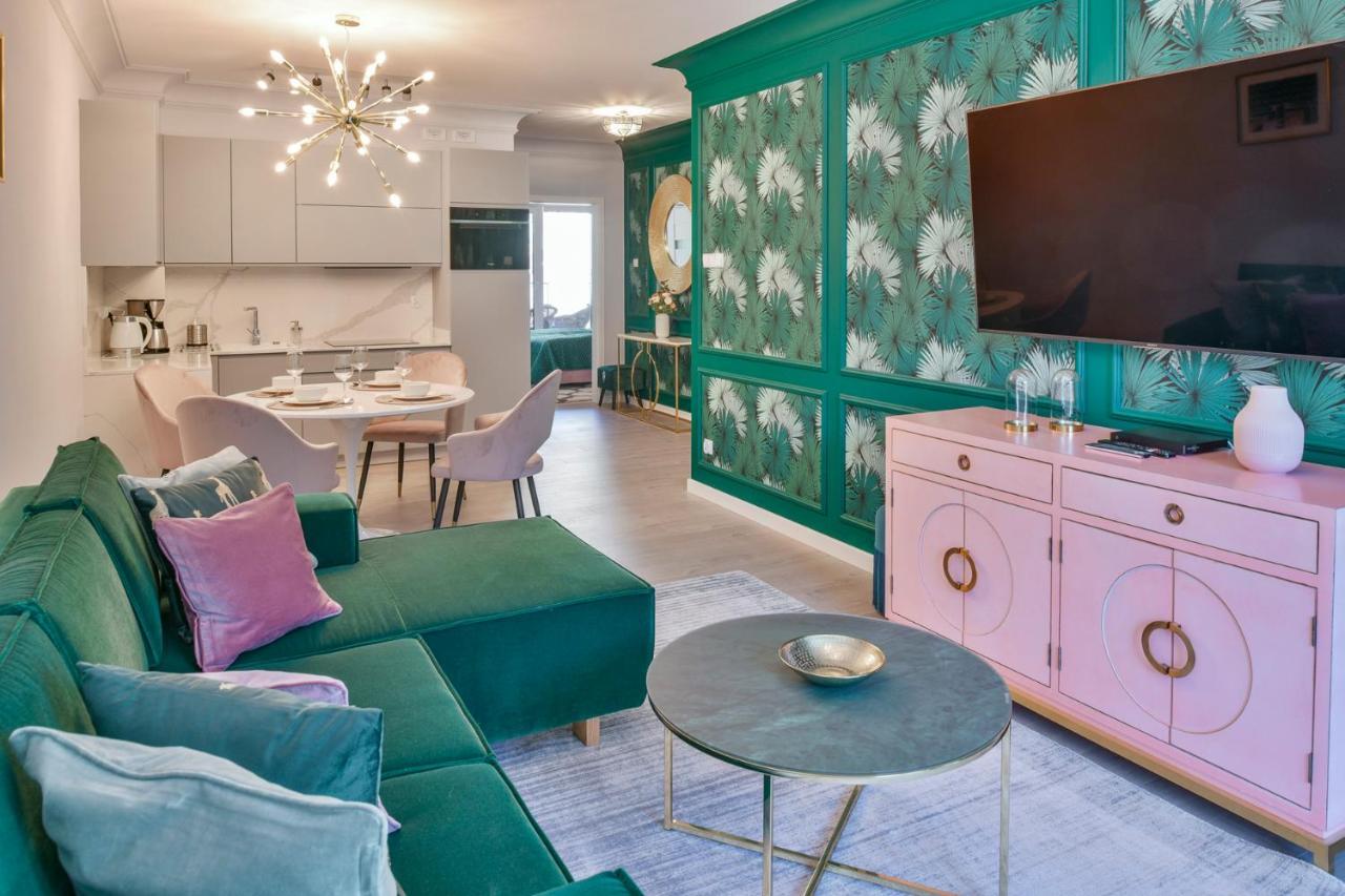 Apartamenty Navigator- Nadmorskie Tarasy Port Kołobrzeg Buitenkant foto